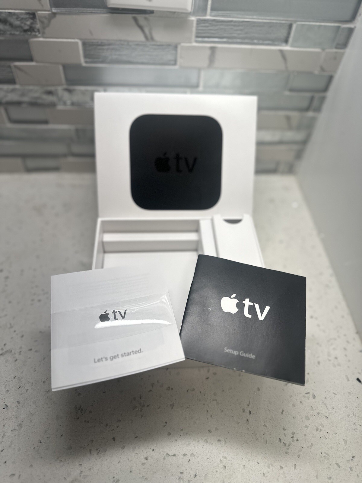 Apple TV 4K HDR 32 GB ~ EMPTY BOX ONLY