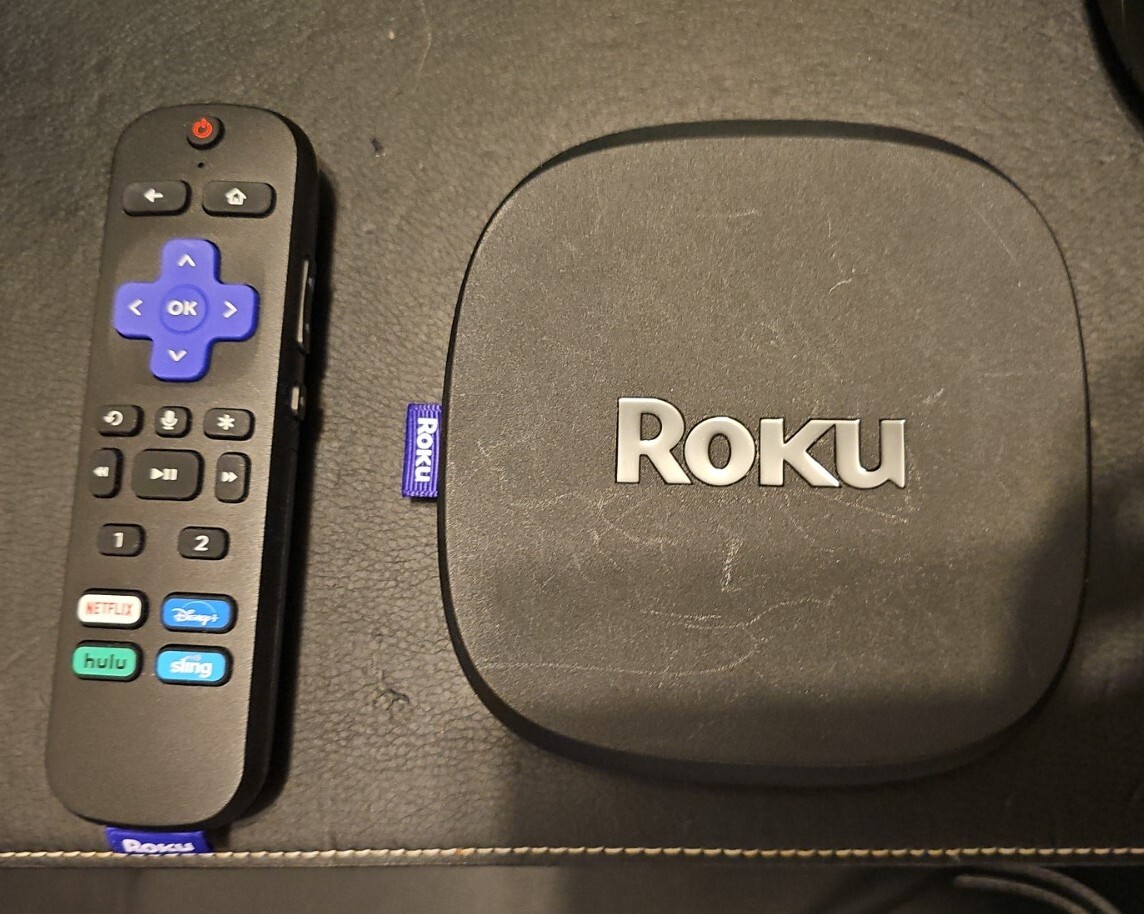 Roku Ultra 4800R 4K Streaming Media Player – Black