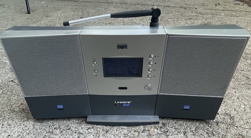 LINKSYS 2.4Ghz 802.11b Wireless-B Music System WMLS11B Digital Media Streamer