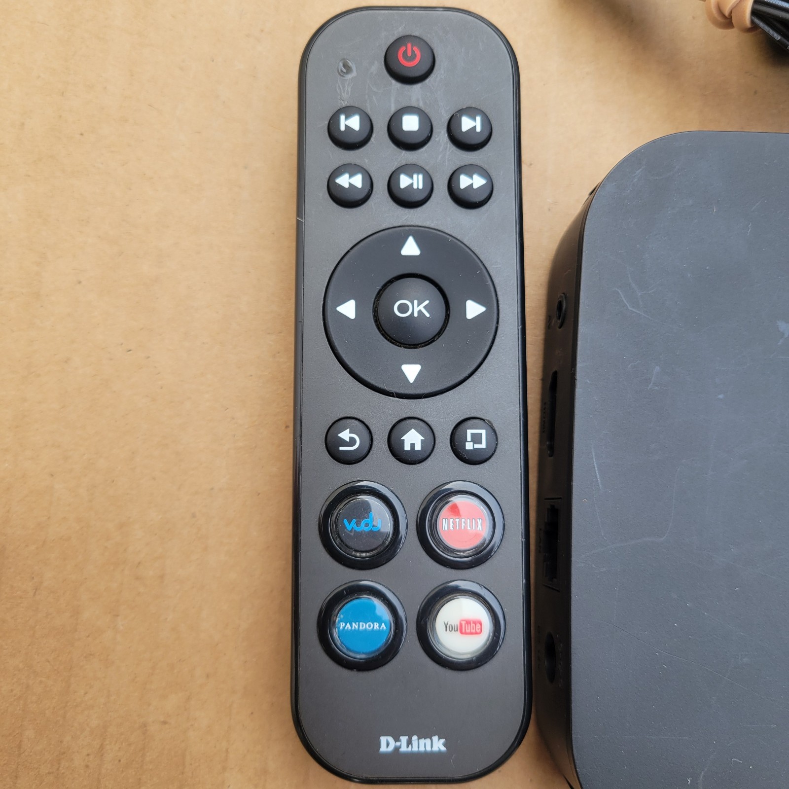 D-Link MovieNite Plus Streaming Media Player DSM-312 WiFi and Ethernet Port 