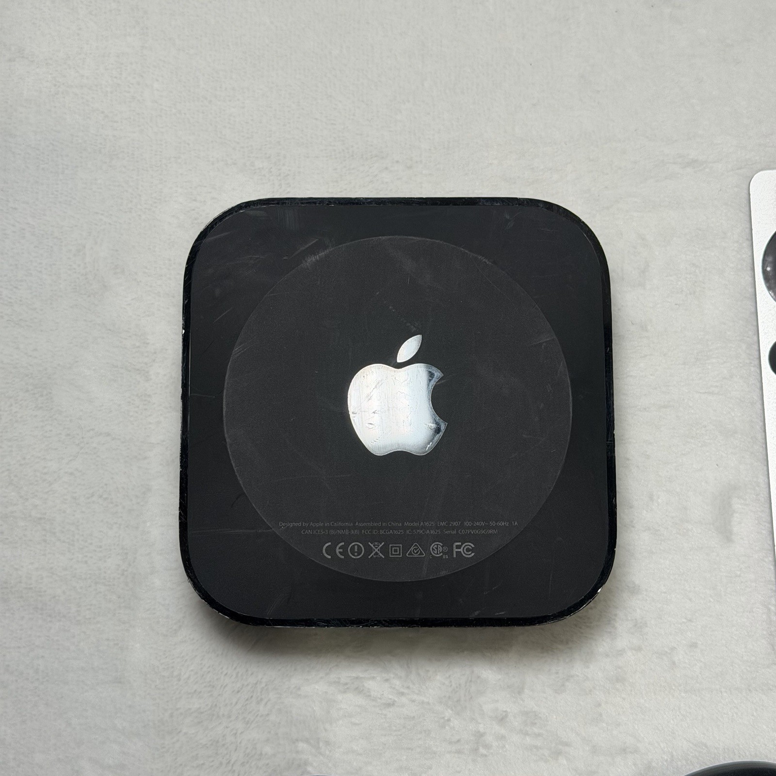 Apple TV Model A1625 32GB 4th Gen HDMedia Streamer Remote & Charger | Tested