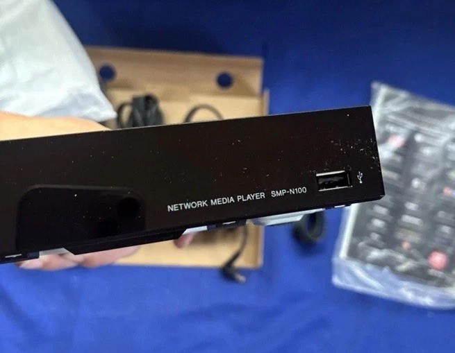 Sony SMP-N100 Network Media Player Black Wi-Fi Ethernet HDMI w/ Remote