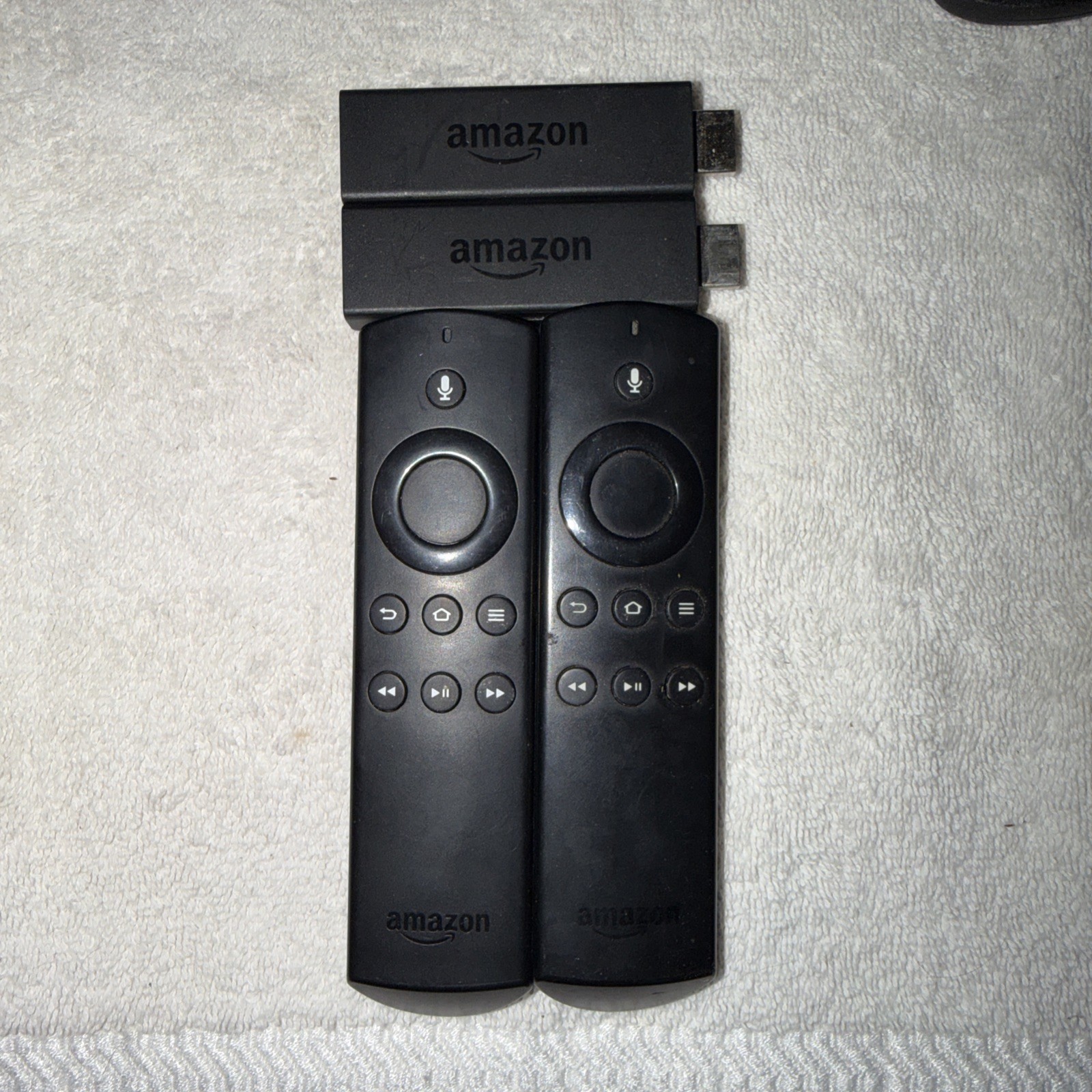 2 Amazon Fire TV Stick (1st GENS) w/Remotes Model W87CUN FREE SHIPPING