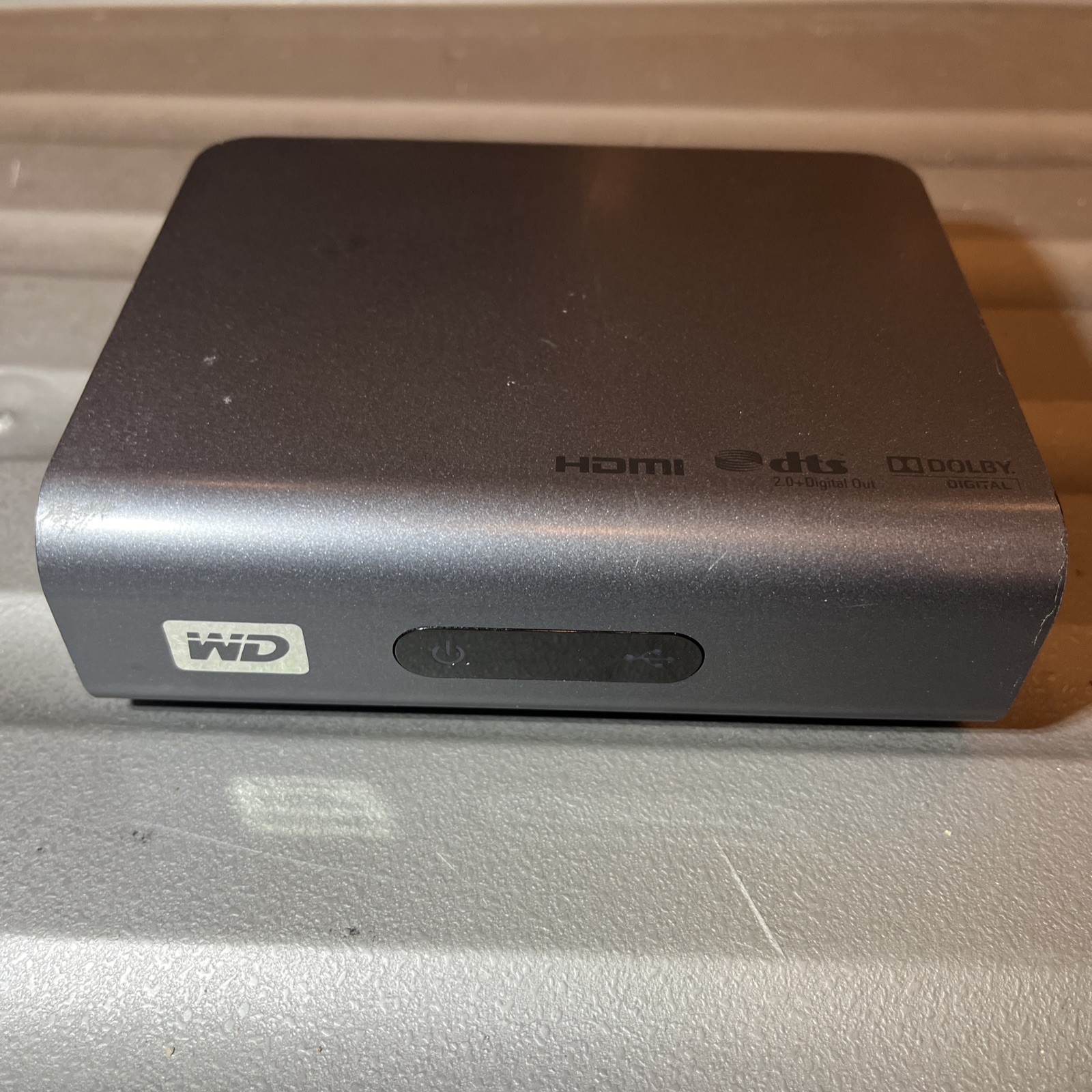 WD Western Digital TV Live HD Media Player (B6J) w/ Remote And Power Adapter