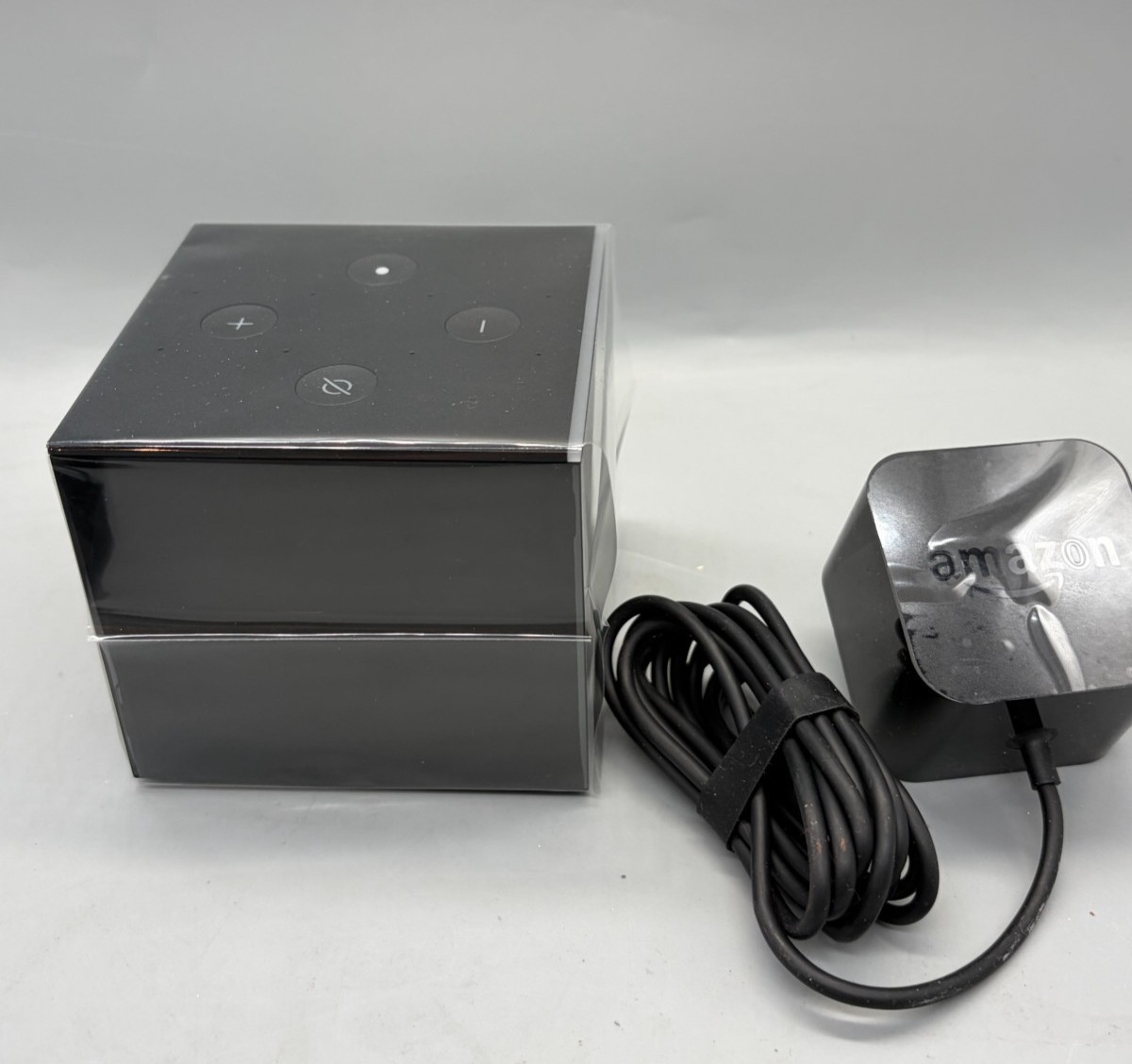 Amazon Fire TV Cube 1st Gen 4K Streaming Media Player (EX69VW) & Gen 2 Remote