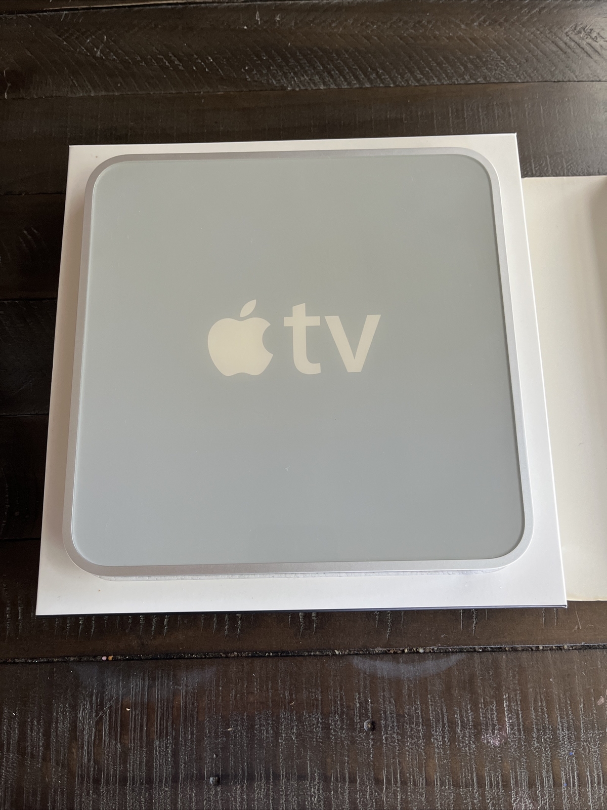 Apple TV (1st Generation) 40GB Media Streamer – MA711LL/A