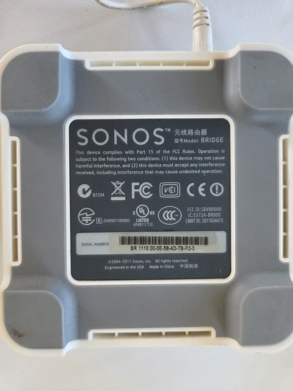 Sonos Connect Bridge N1594 With Original Plug Lights Up