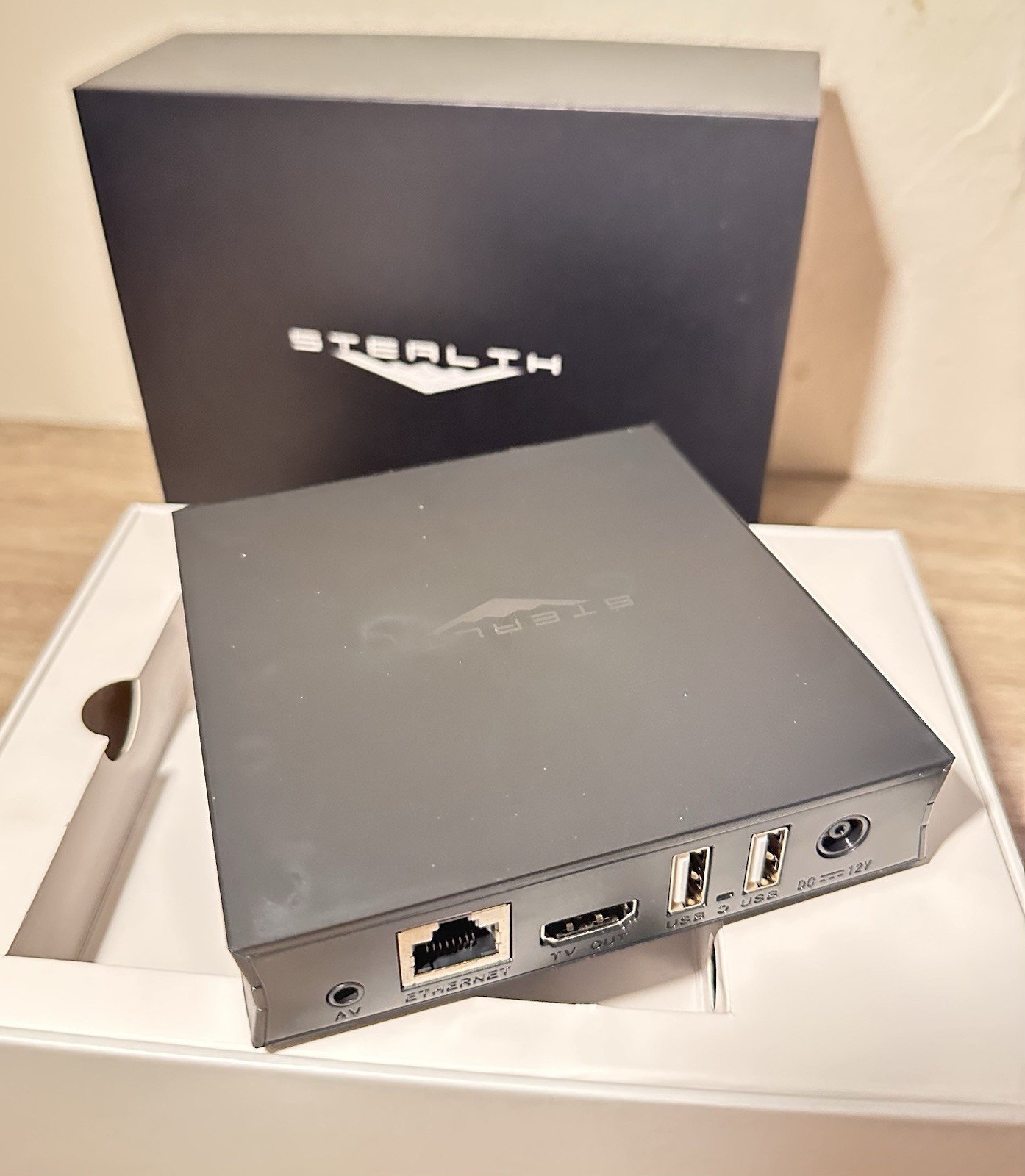 Sterlth Sterlin Android TV Box Media Player HDMI USB Ethernet Streaming Device