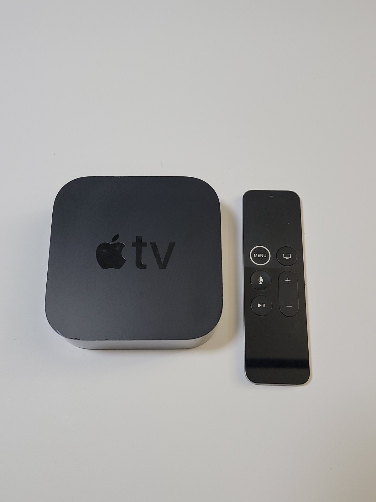 Apple TV (4th Generation) 32GB HD Media Streamer – Black (MR912LL/A)