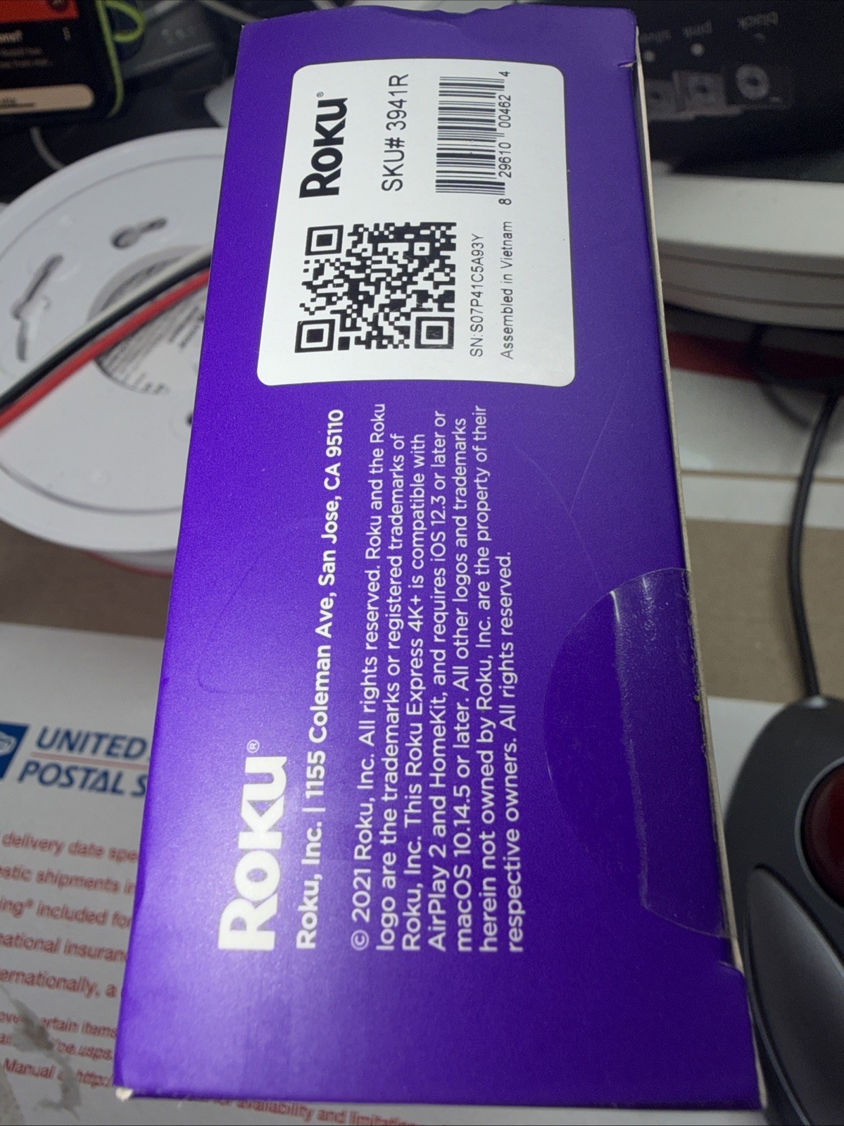 Roku Express 4K 3941R2 HDR Media Streamer Player Voice Remote