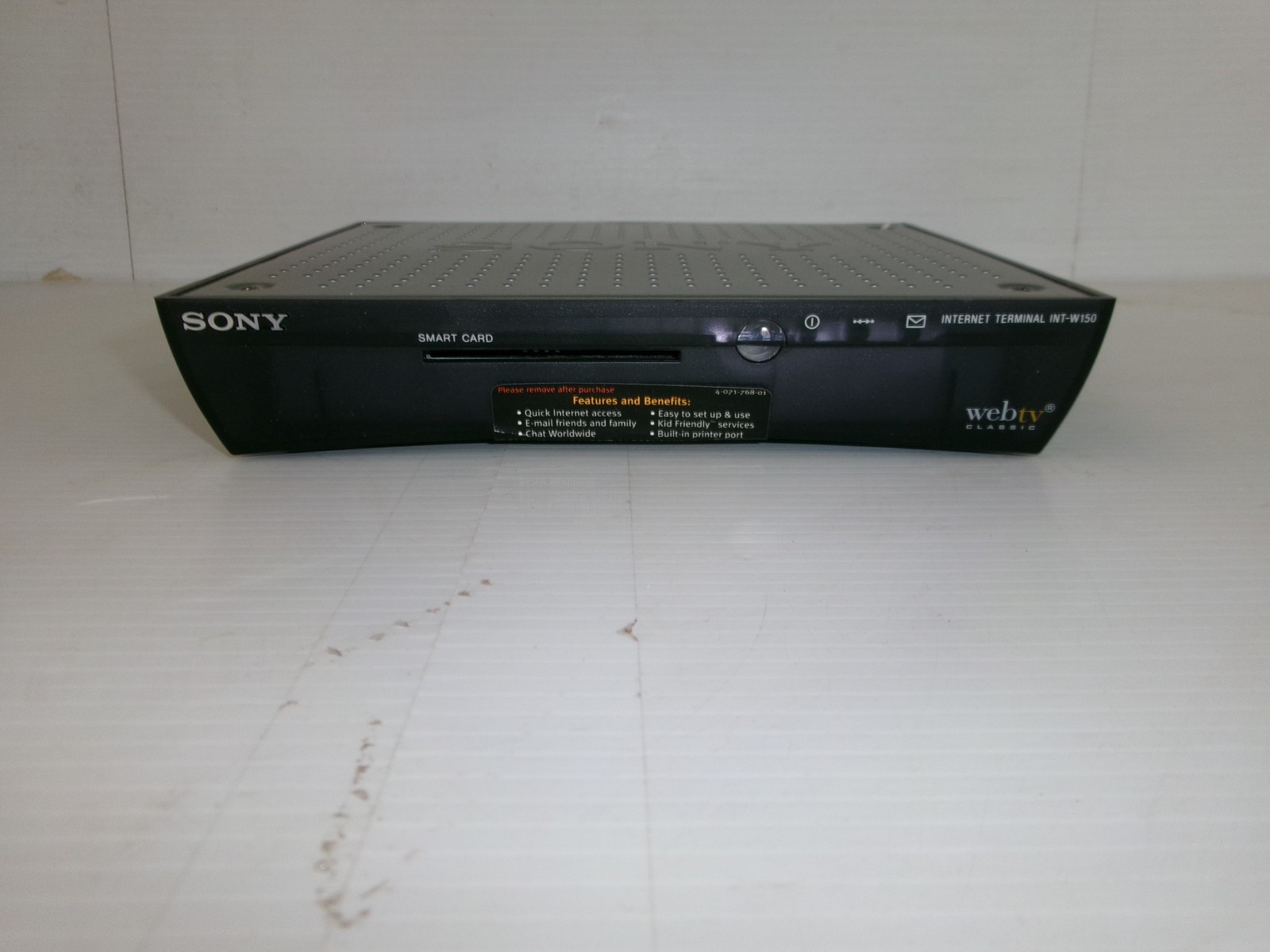 Sony WEBTV INT-W150 Internet Terminal WITH REMOTE & KEYBOARD (YLG90)