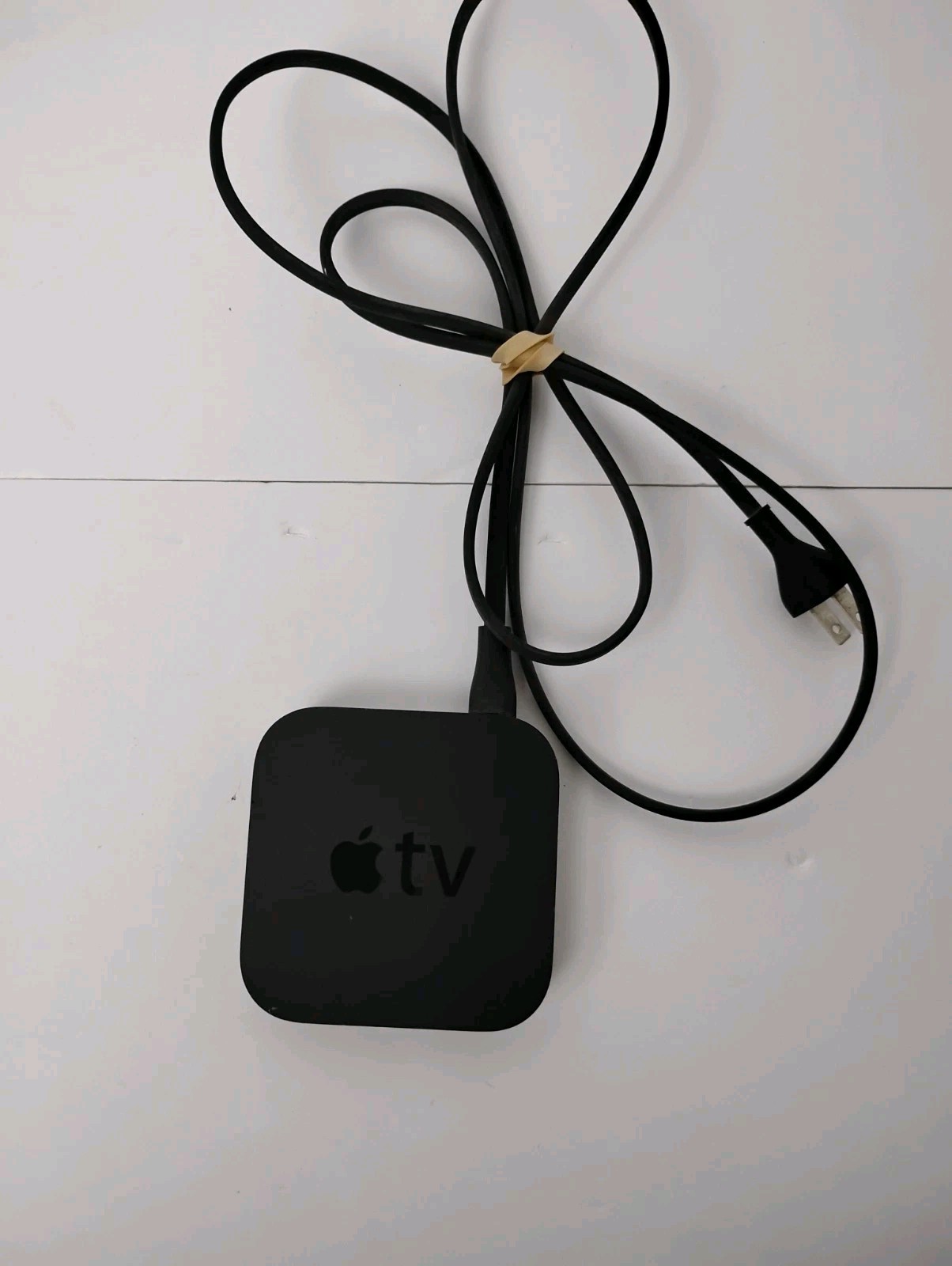 Apple TV 3rd Generation A1469 Media Streamer With Cable