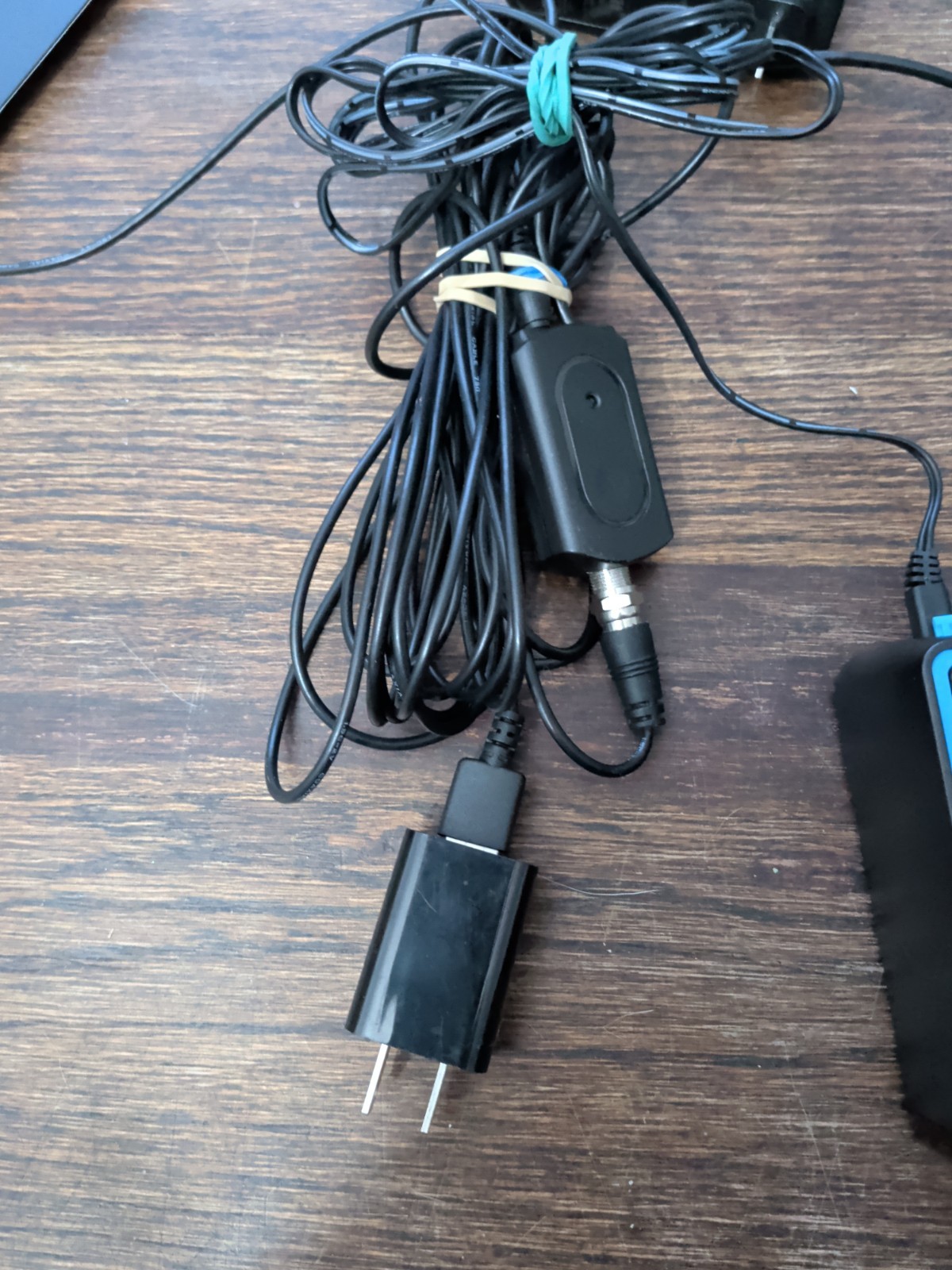 AirTV Local Channel OTA Streamer Air TV – Optimized for Sling TV With 250 Antenn