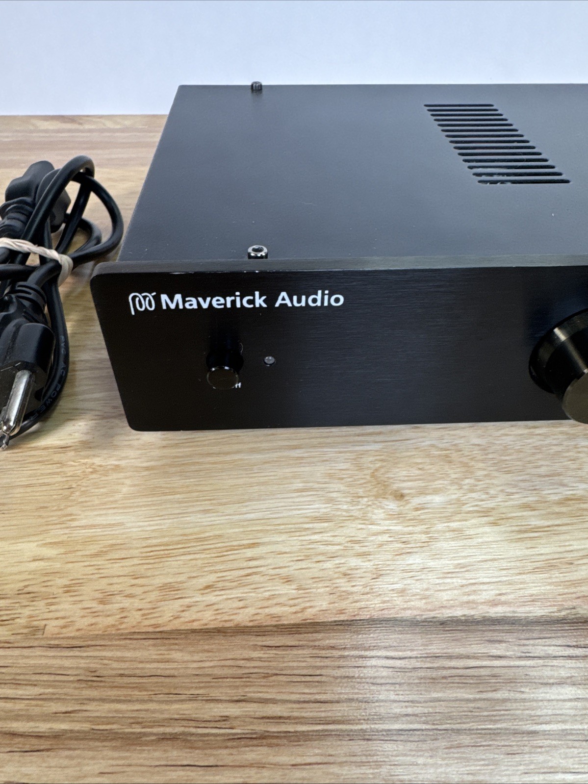 Maverick Audio Tube Magic D2 Analog Digital Converter & Preamplifier
