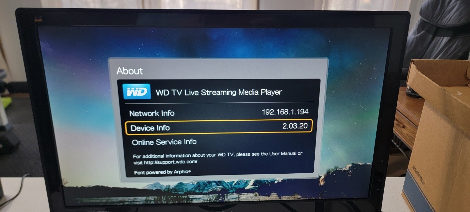 Western Digital WD TV Live Streaming Media Player w/Remote and Power Adapter