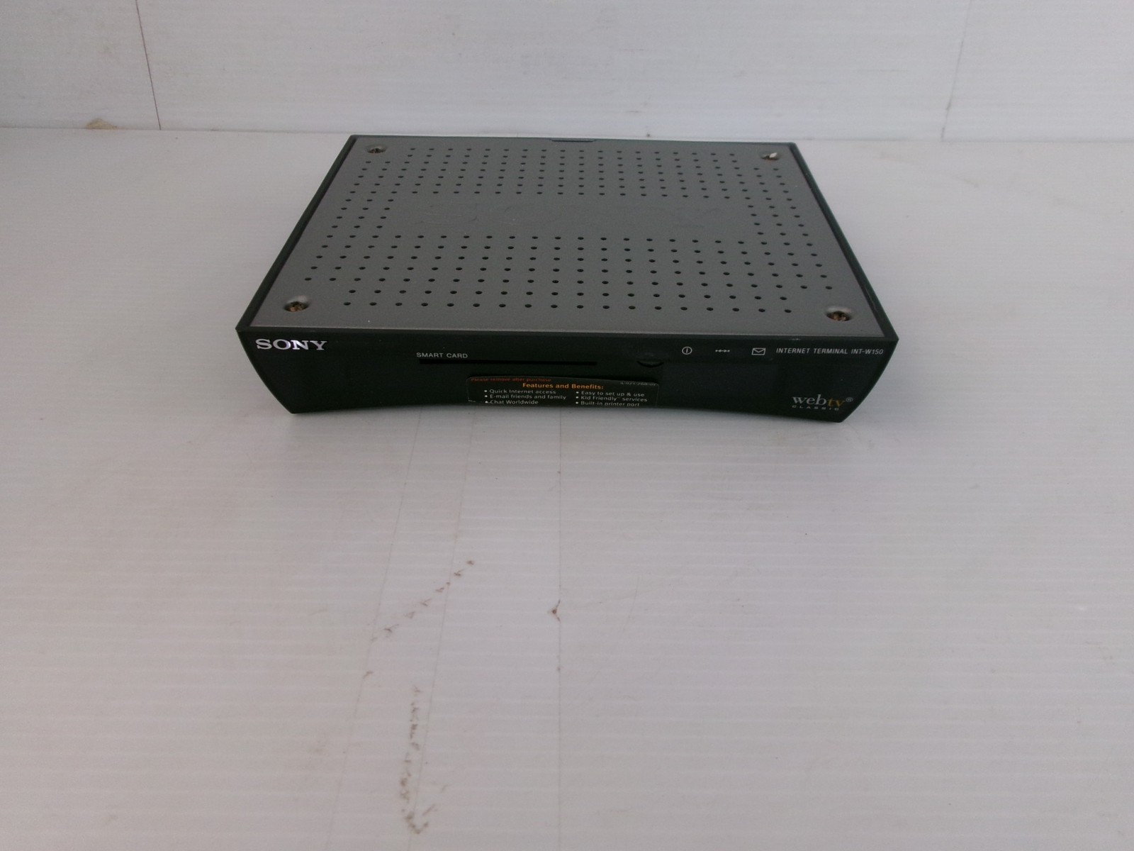 Sony WEBTV INT-W150 Internet Terminal WITH REMOTE & KEYBOARD (YLG90)