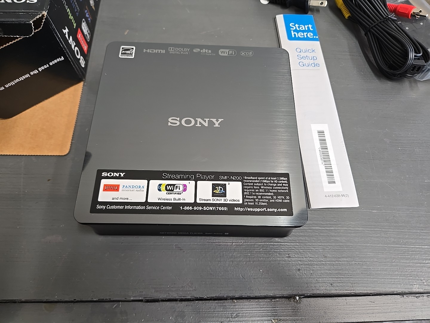 Sony SMP-N200 Network Media Player / Remote / Power Adapter / Complete
