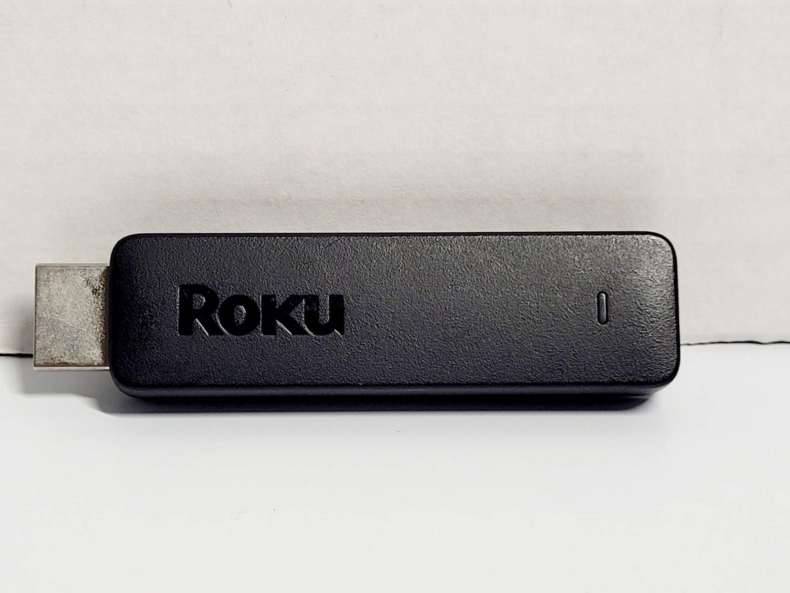 Roku USB Streaming Stick 3600X (2016 Model) Resolution 1080p Amazon/Netflix/Hulu