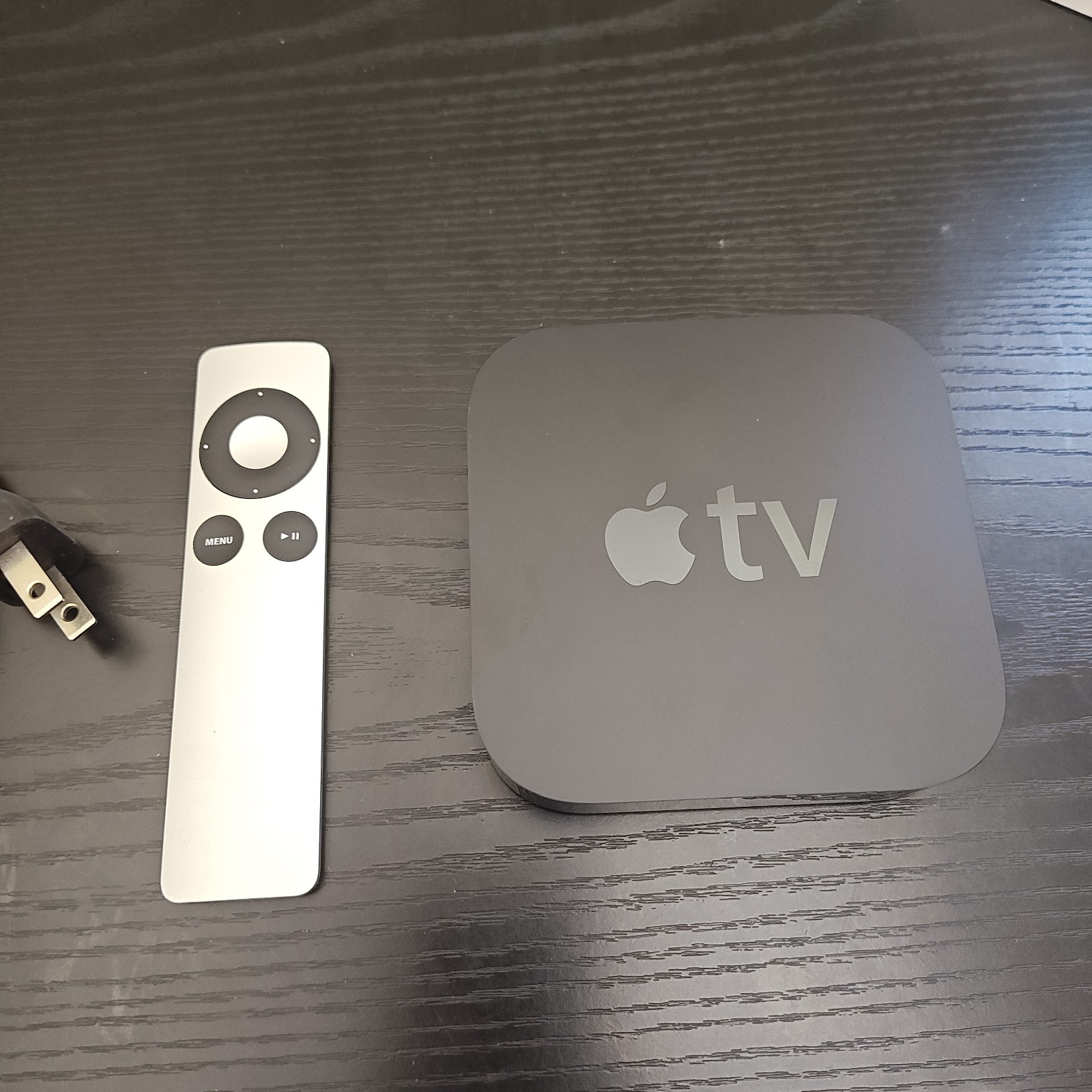 Apple TV (3rd Generation) 1080P Media Streaming Player A1469 w Remote / Pwr Cord