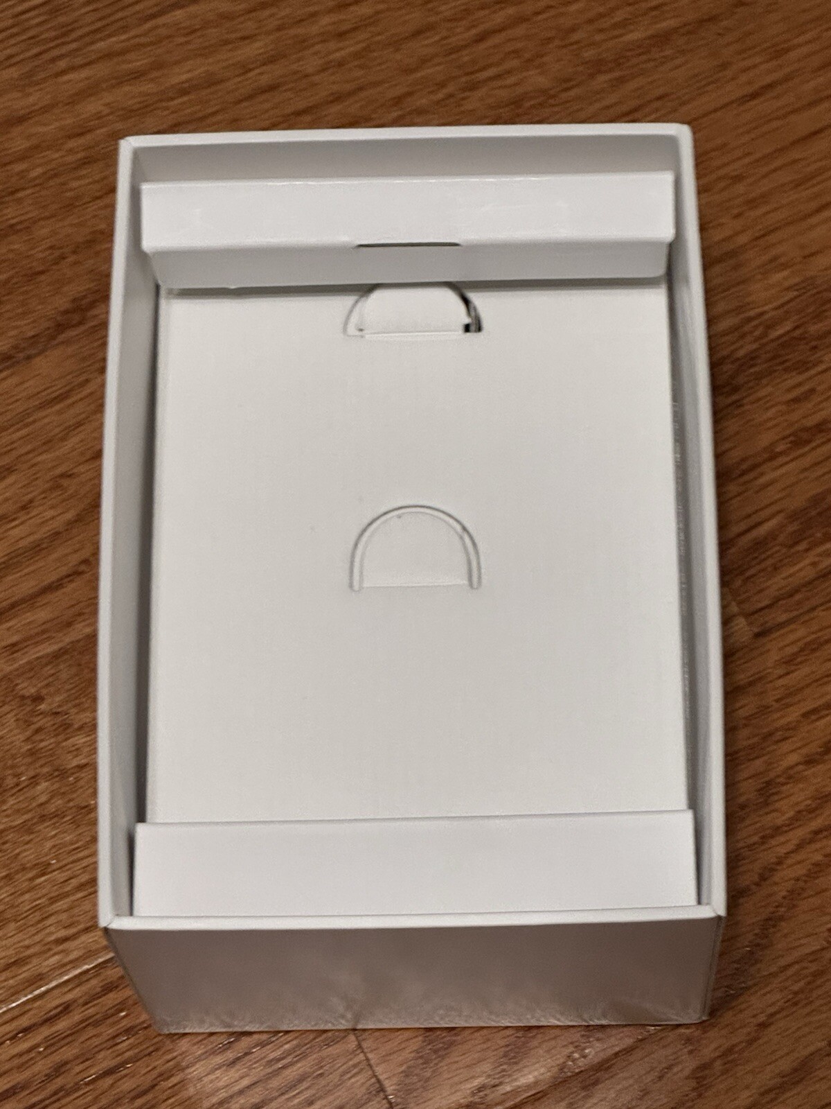 *BOX ONLY* Apple TV 4K 3rd Gen MN893LL/A A2843 64GB Media Streamer Black Wi-Fi