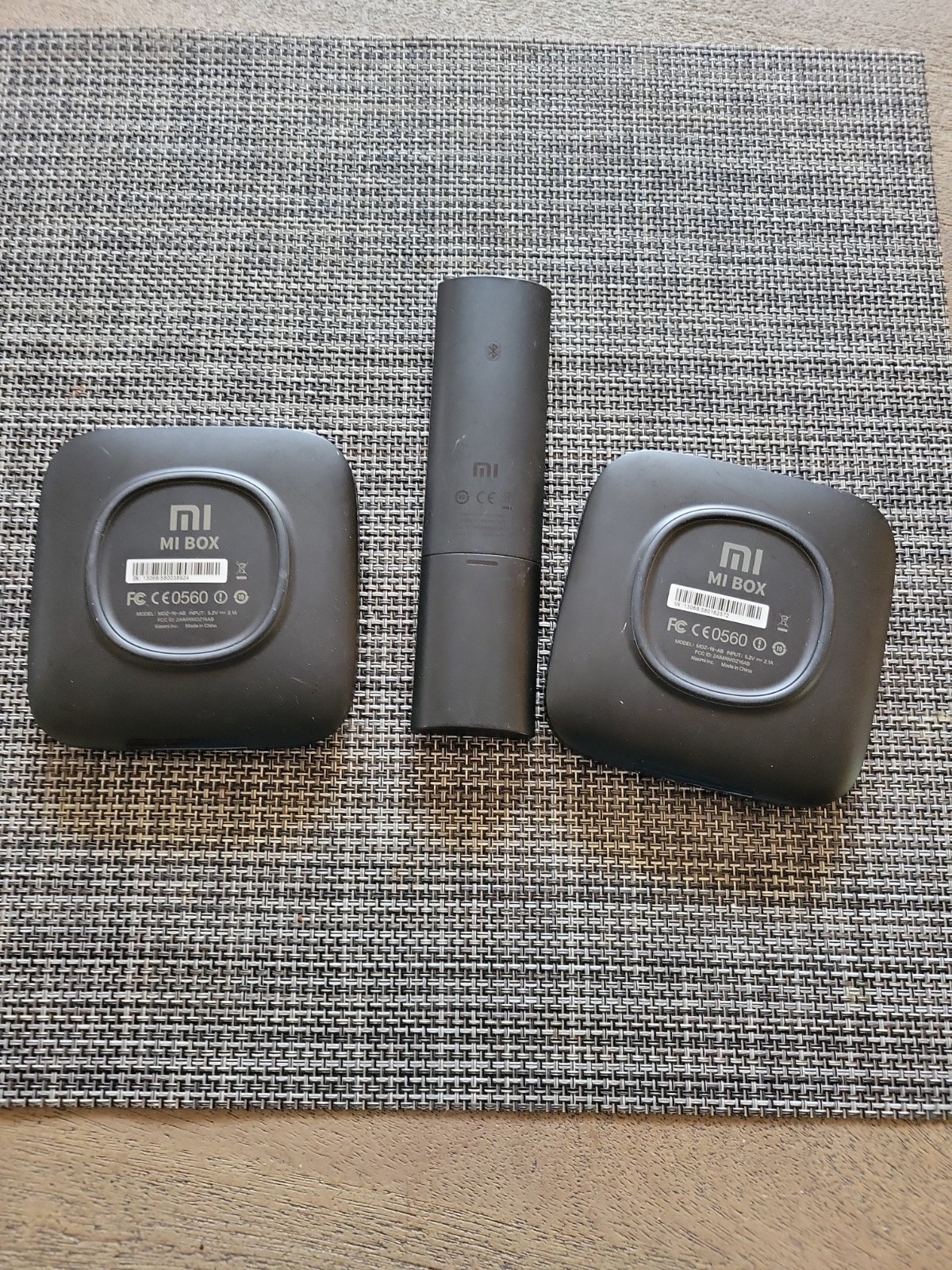 2 Xiaomi Mi Box MDZ-16-AB Android TV 4K – 1 REMOTE