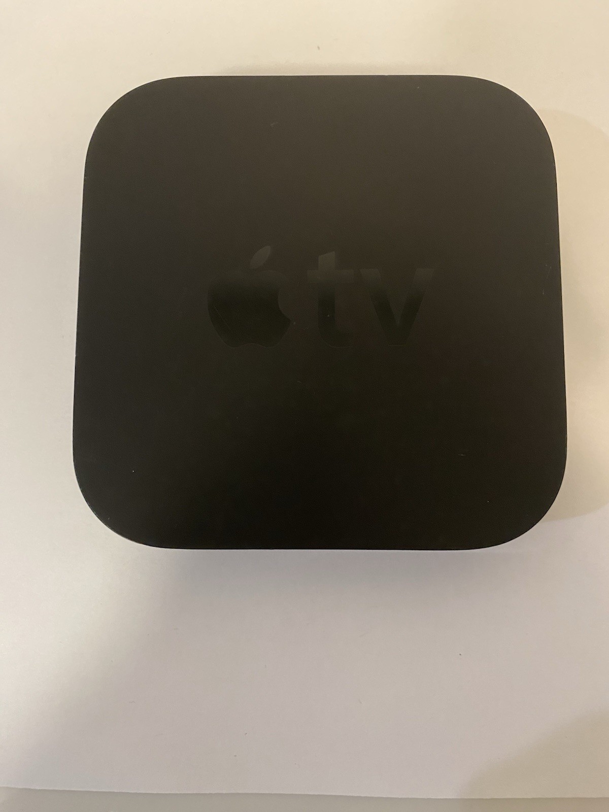 Lot of 2 Apple TV 2nd Gen MC572LL/A and 4th Gen 32GB HD (MR912LL/A)