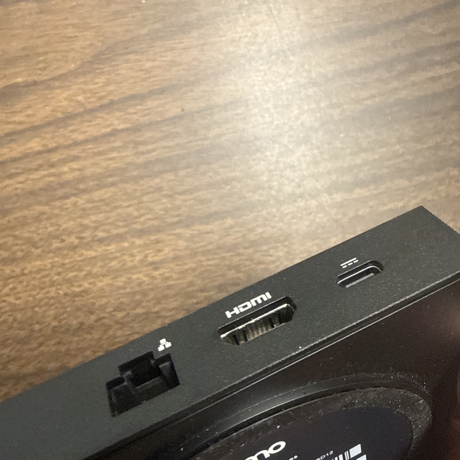 XUMO Stream Box 4K Streaming Model ES1 (A) No Cords NO REMOTE