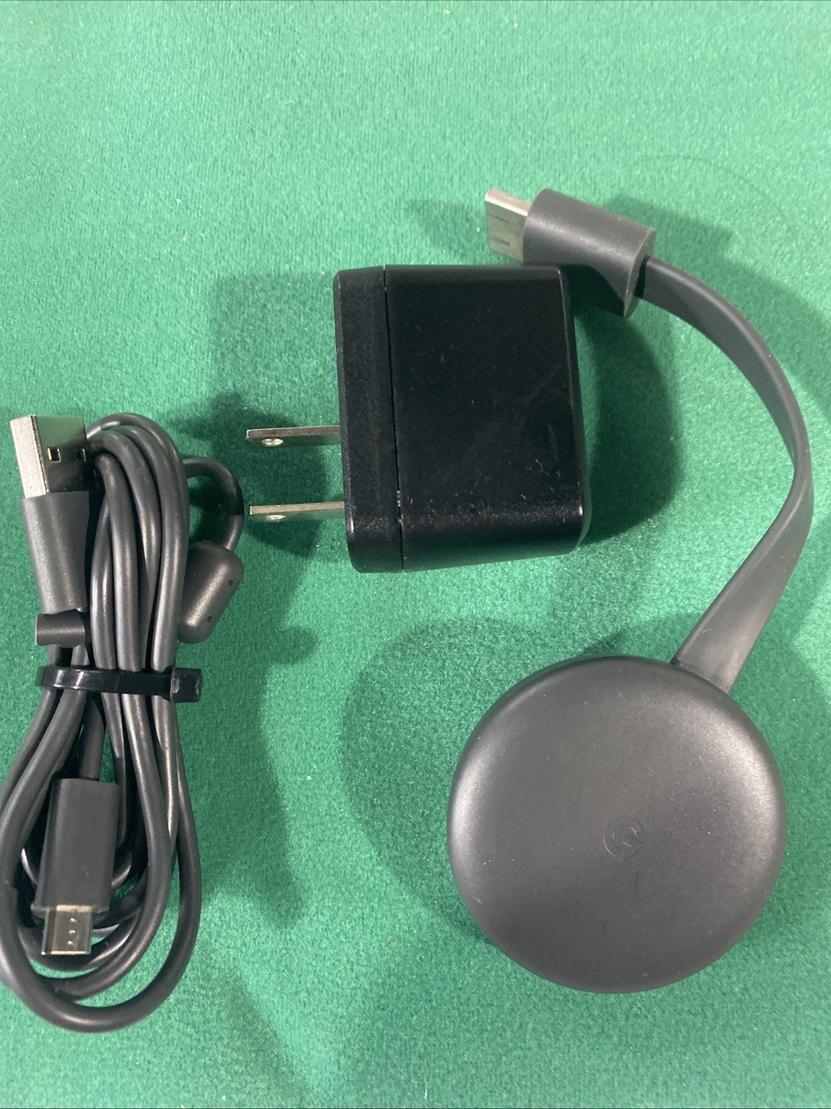 Google Chromecast 2nd Gen 1080p Media Streaming Device (NC2-6A5) Tested Working