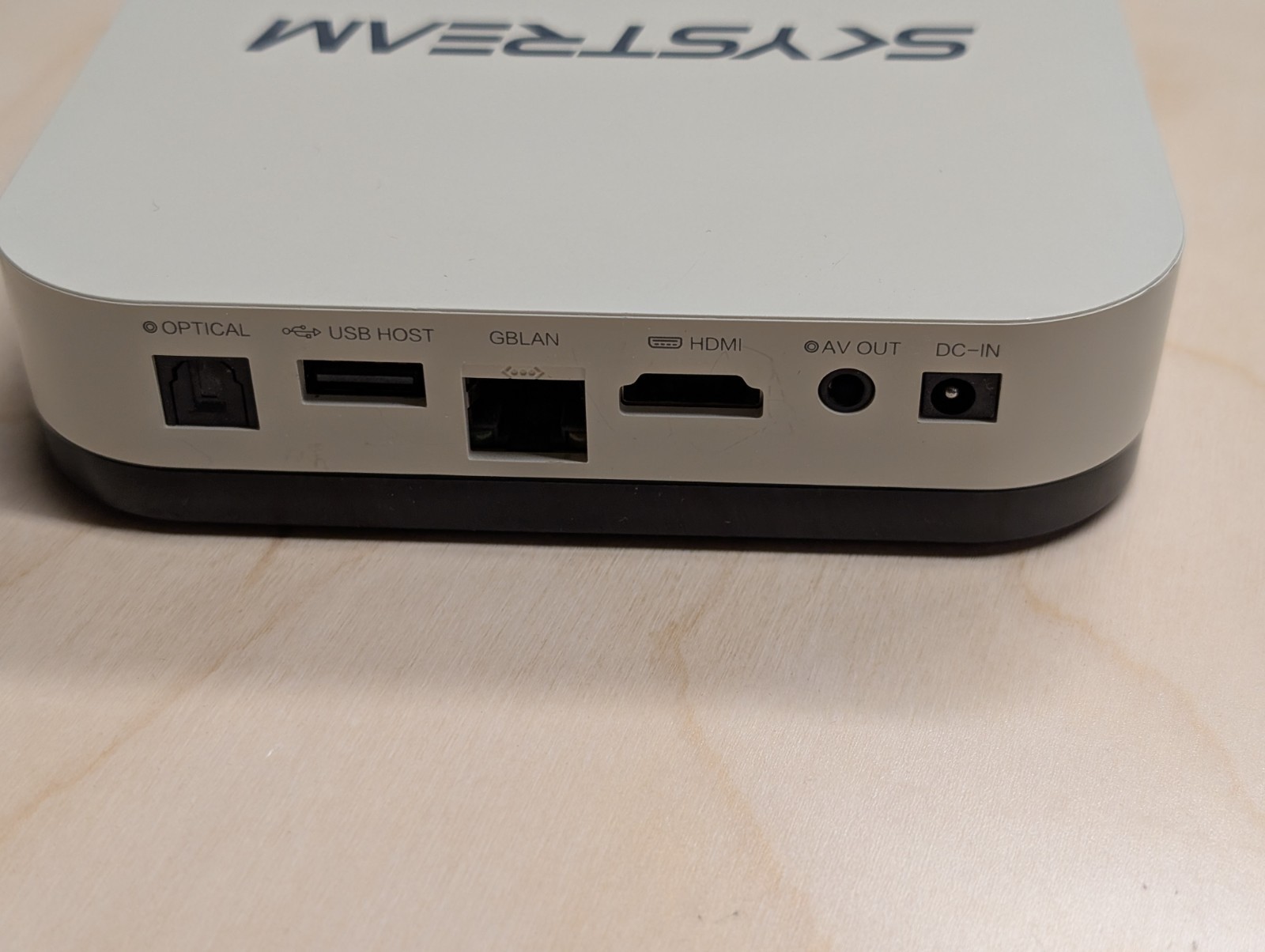SkyStream One Android Media Streamer SS-ONE Media Box w/ Power Cord