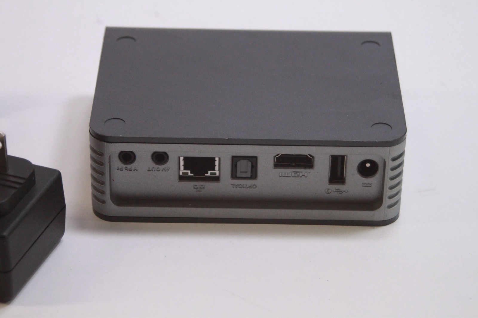 Western Digital WD TV Live Plus HD Media Player with Power Adapter READ