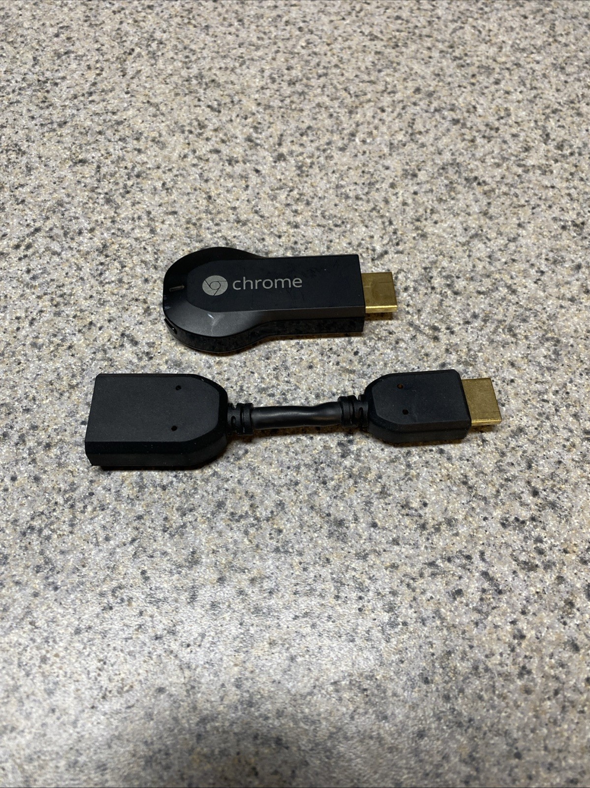 Google Chromecast (1st Generation) Streaming Media Player – H2G2-42 (Black)
