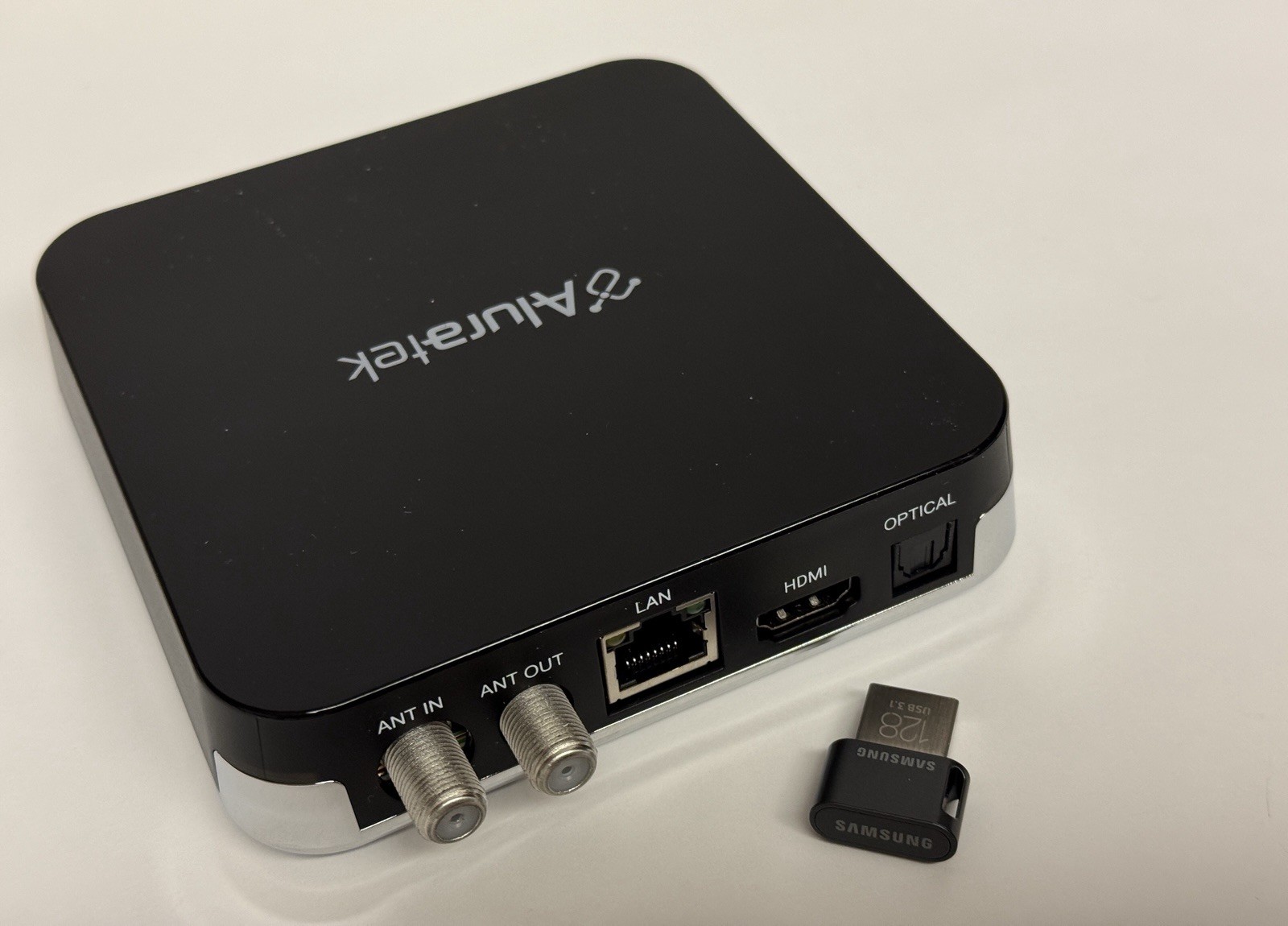 Aluratek TV DVR/Streaming Media Player with USB MICRO FLASH DRIVE ADTB02F