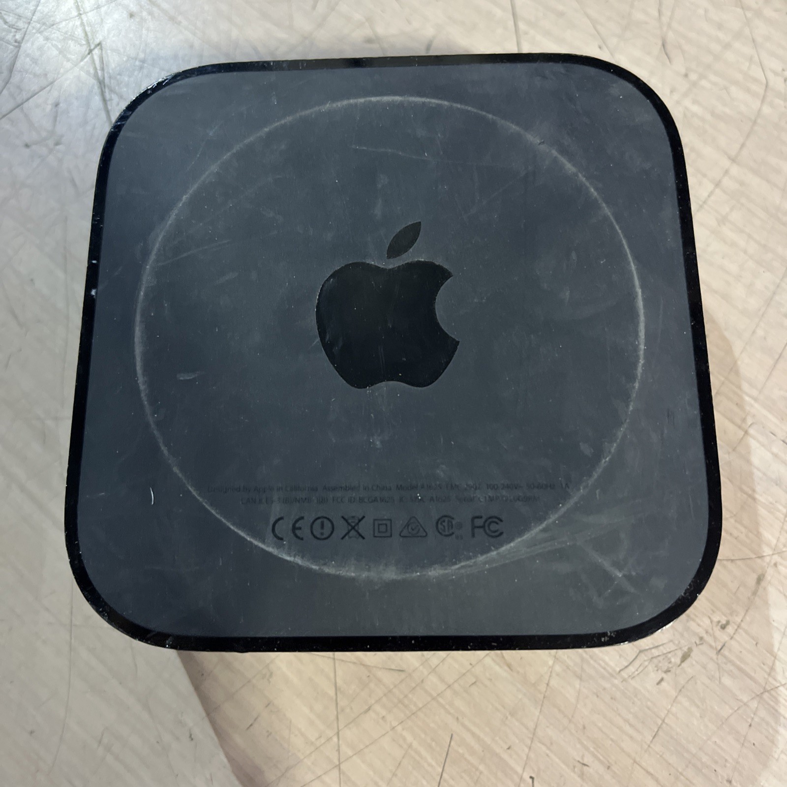 APPLE TV HD 4TH GEN SIRI A1625 MR912LL/A