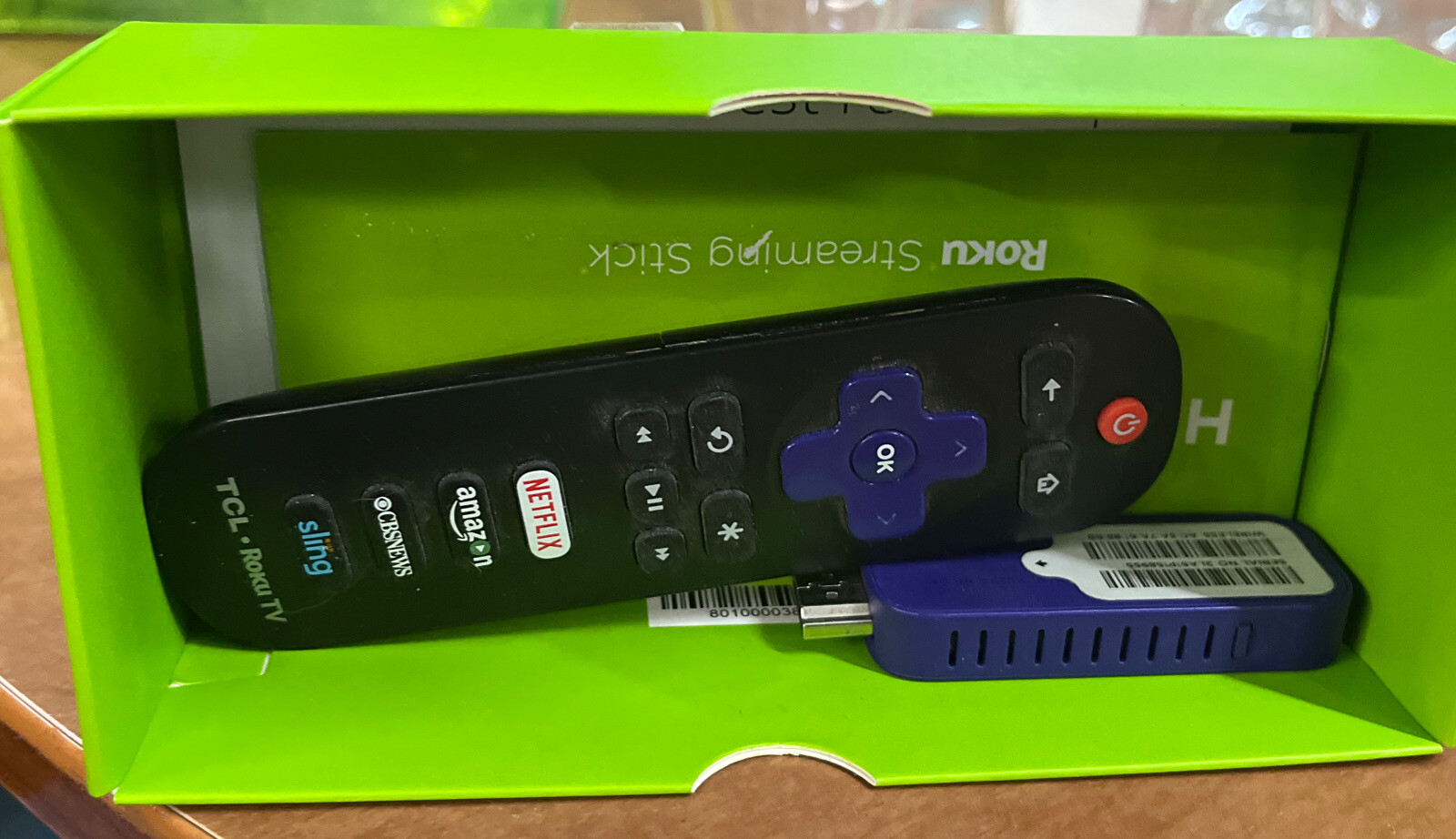 Roku Streaming Stick – Purple w/ Remote 3500X 224