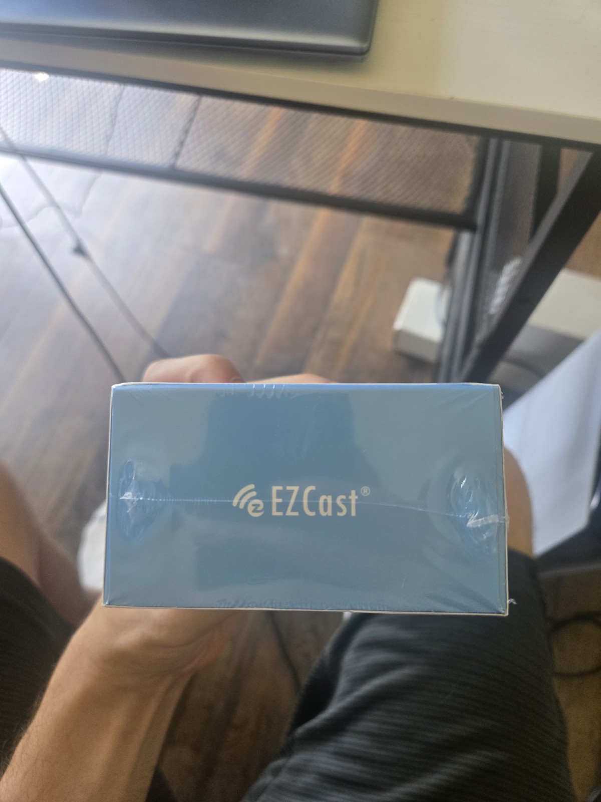 EZCast Ultra U1 4K HDR Wireless Display Receiver HDMI AirPlay Miracast NEW…