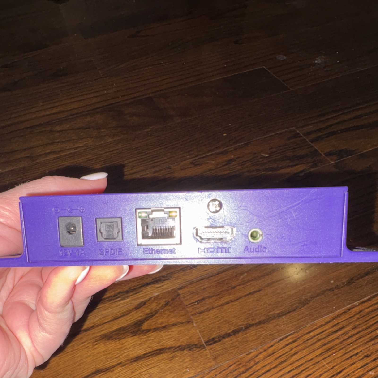 BrightSign LS422 Media Player Purple SD Card Slot HDMI Ethernet S/PDIF Audio