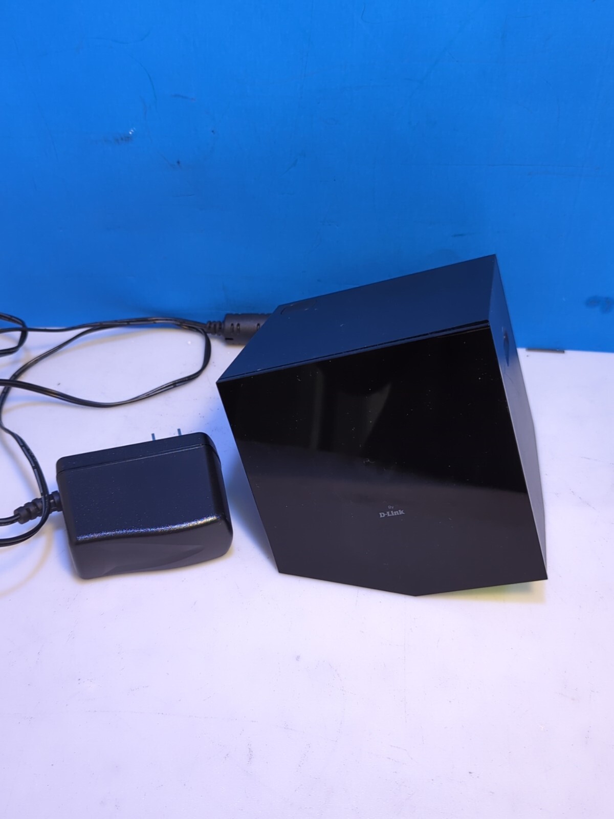 D-LINK BOXEE DSM-380 Media Box With AC Adapter (No Remote) Tested –