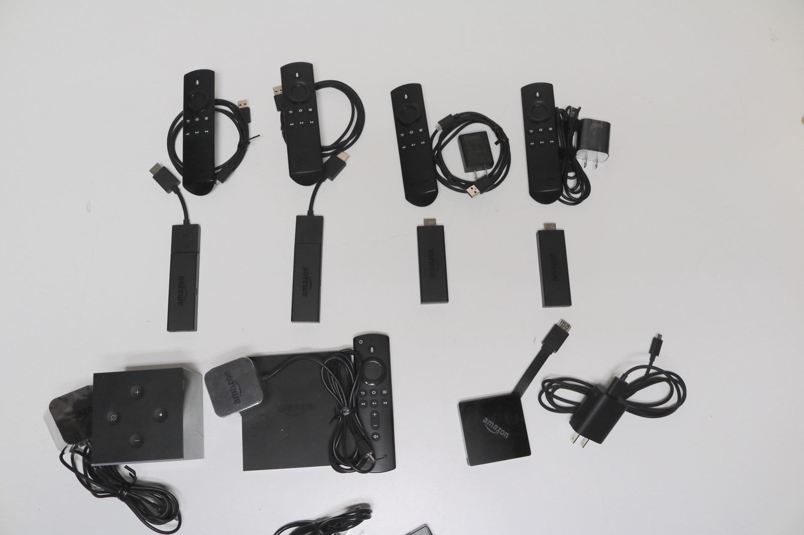 8x Lot Amazon Firestick FireTV and Roku Media Players