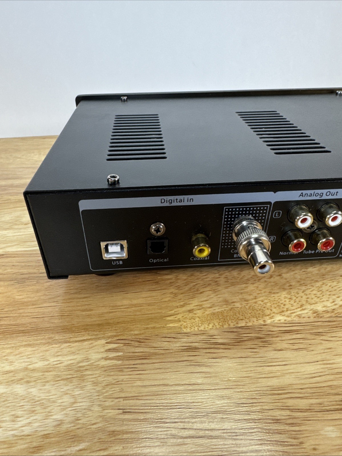 Maverick Audio Tube Magic D2 Analog Digital Converter & Preamplifier