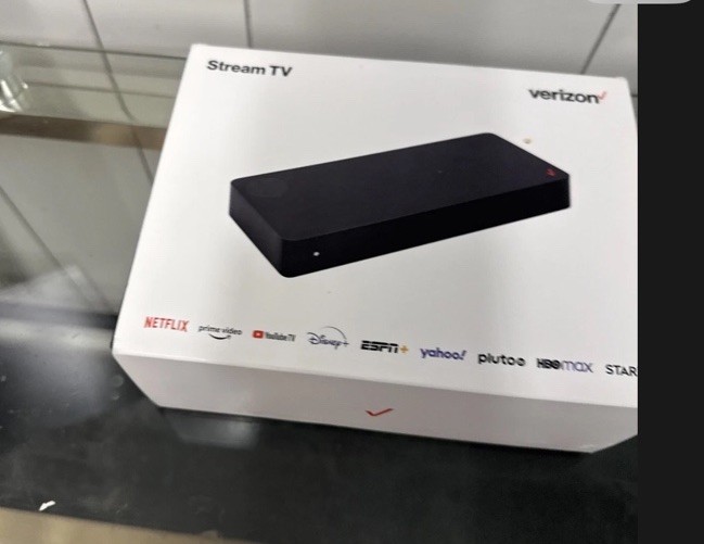 Verizon Stream TV Device ASK-STI6220 4K HDR Black Built-in Chromecast Brand NEW