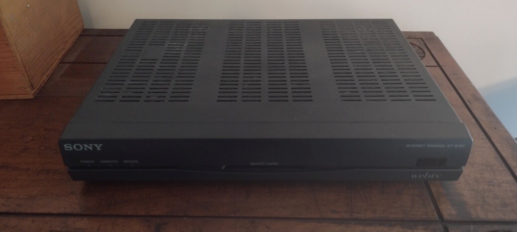 Sony internet terminal int-w100 webtv