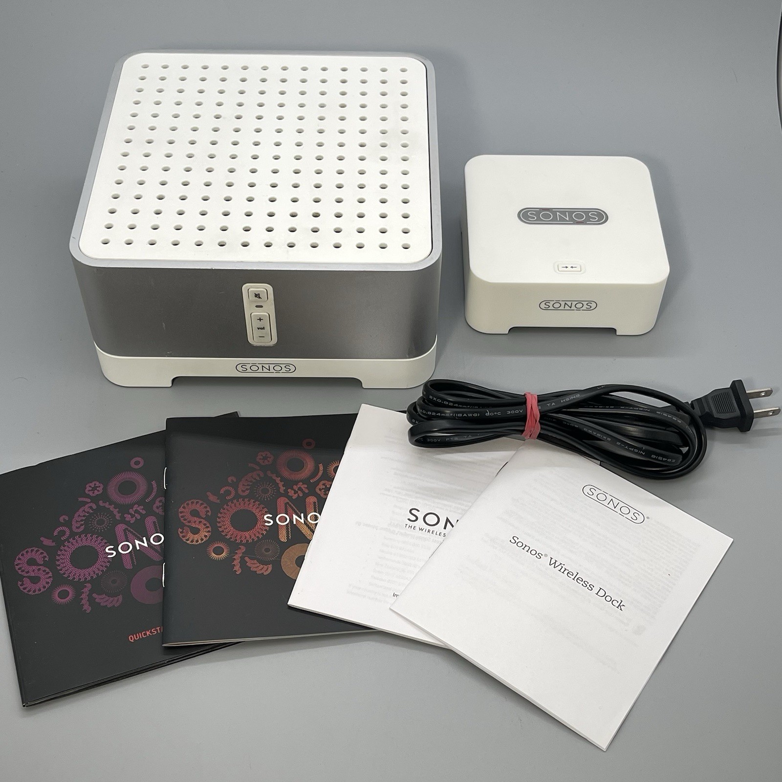 Sonos Music System ZonePlayer ZP120 Streaming Amp (S1 App Only) + Bridge BR100