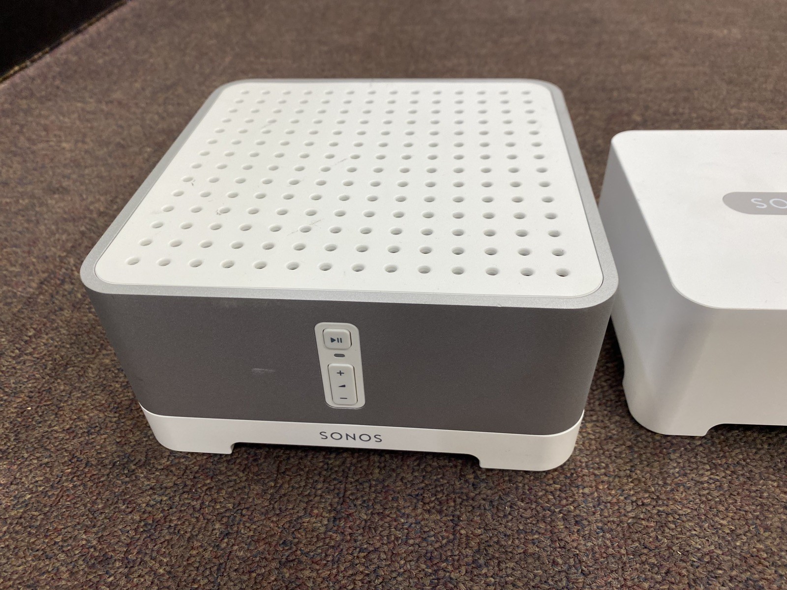 2 Sonos Connect Amp Wireless Amplifier & 1 Sonos Connect Wireless Receiver BUNDL