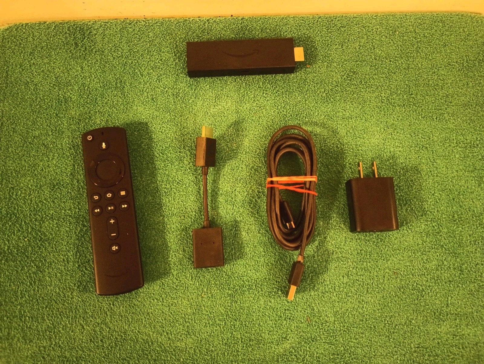 Amazon Fire TV Stick 4K E9L29Y W/ Alexa Voice Remote 3rd Gen ( Factory Reset )