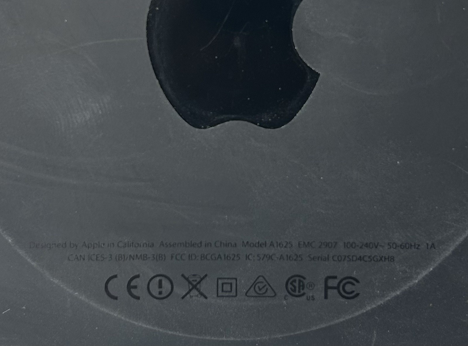 Apple TV 4th Gen A1625 64GB Streaming Media Player W/Power & HDMI Cord UPDATED