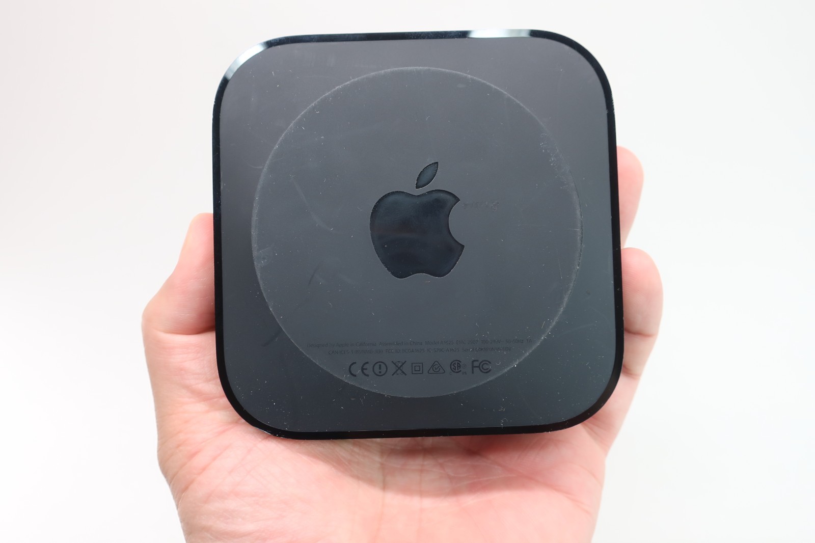 Apple TV HD Media Streamer (4th Gen) Model 1625 w/ Siri Remote (1st Gen) Tested