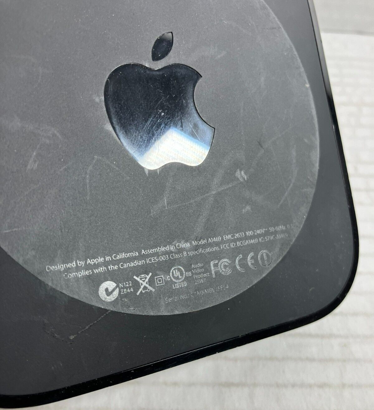 Apple TV 4K 32GB MQD22LL/A Media Streamer Model A1469 Black