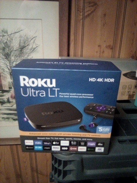 Roku Ultra LT HD 4K HDR Media Streamer w/ Remote Sealed 4801RW