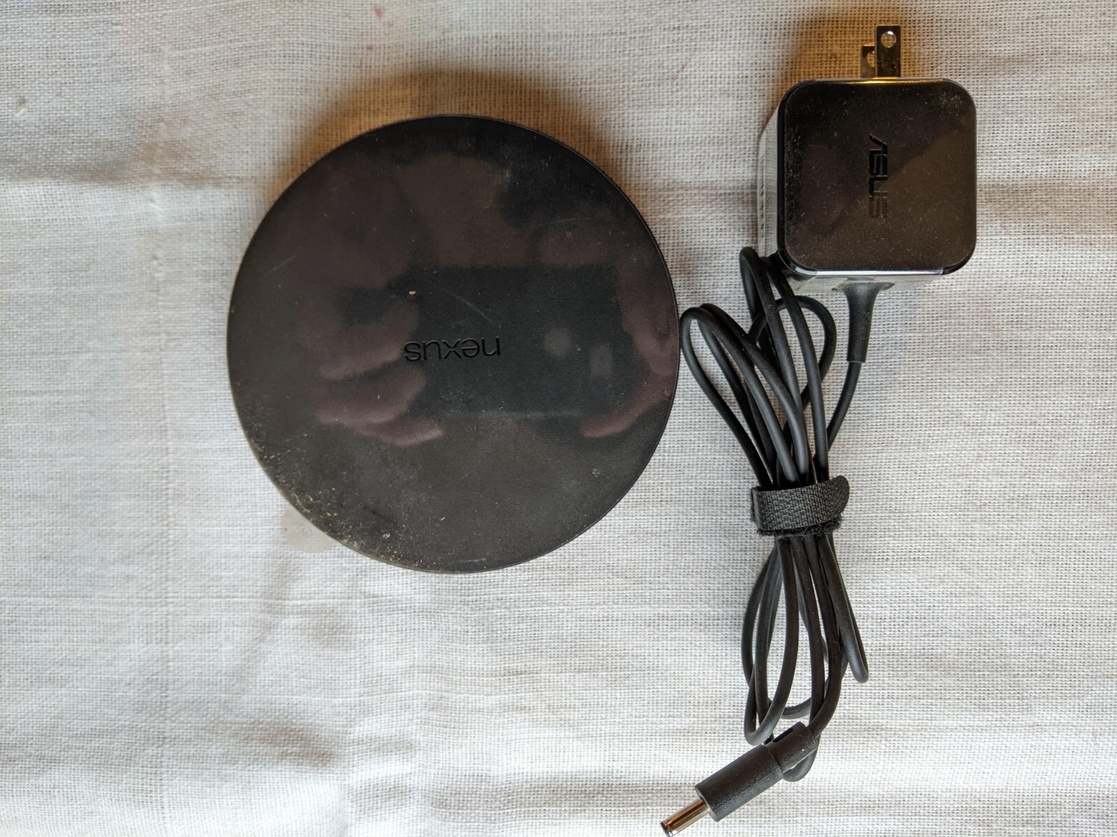 ASUS Nexus Player 1080p TV500I Android With And Power Cable – Tested- No Remote
