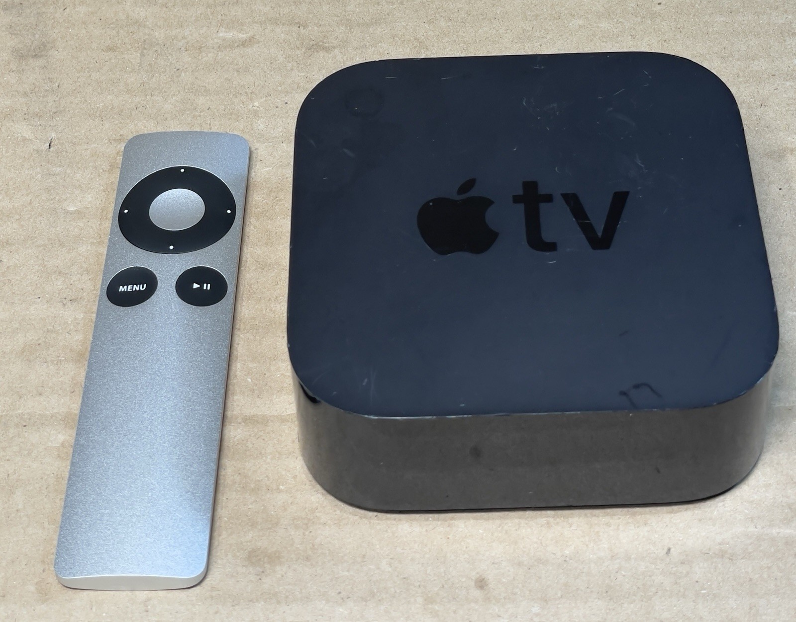 Apple TV HD 4th Gen A1625 MR912LL/A 2GB RAM 32GB